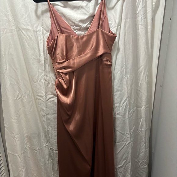 Gown - Picture 3 of 6